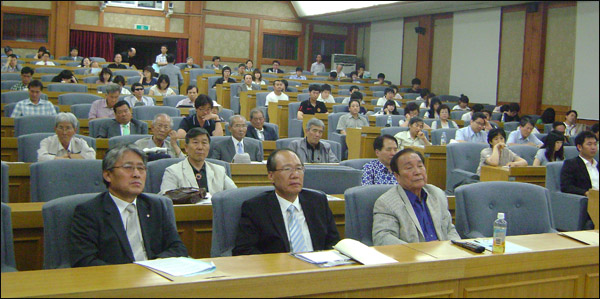 임동원 전 통일부장관 강연에는 학계와 시민사회단체를 비롯해 150여명이 참석했다 / 사진. 평화뉴스 유지웅 기자