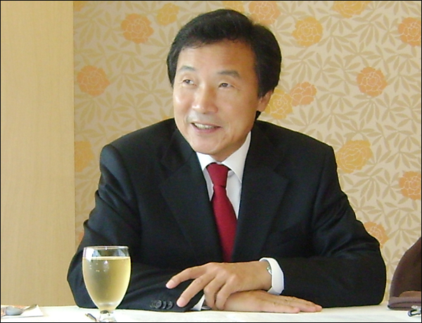 손학규 전 대표 기자간담회(2010.9.1 대구 그랜드호텔) / 사진. 평화뉴스 유지웅 기자