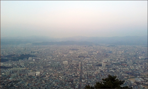앞산에서 바라본 대구.... / 사진. 평화뉴스 박광일 기자