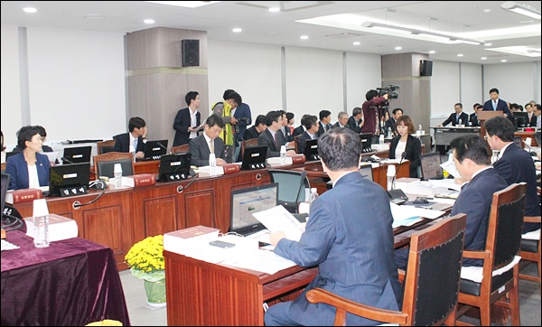 2014년도 대구지방국세청 국정감사(2014.10.20) / 사진.평화뉴스 김영화 기자