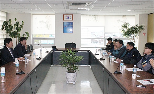 민주노총대구·경북지역본부와 대구지방고용노동청장 면담(2014.11.6) / 사진. 평화뉴스 김영화 기자