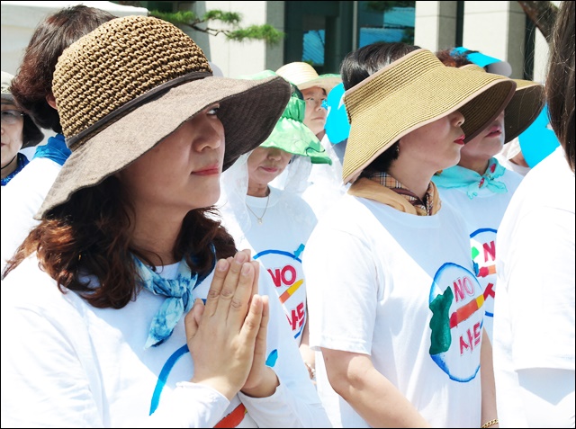 'NO 사드' 티셔츠를 입은 신도들(2016.7.23) / 사진.평화뉴스 김영화 기자