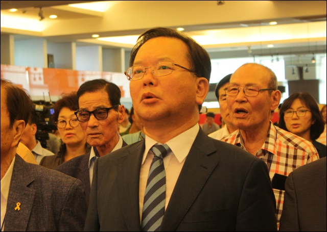 더민주당 대구시당 정기대의원대회에 참석한 김부겸 의원(2016.8.12) / 사진.평화뉴스 김영화 기자
