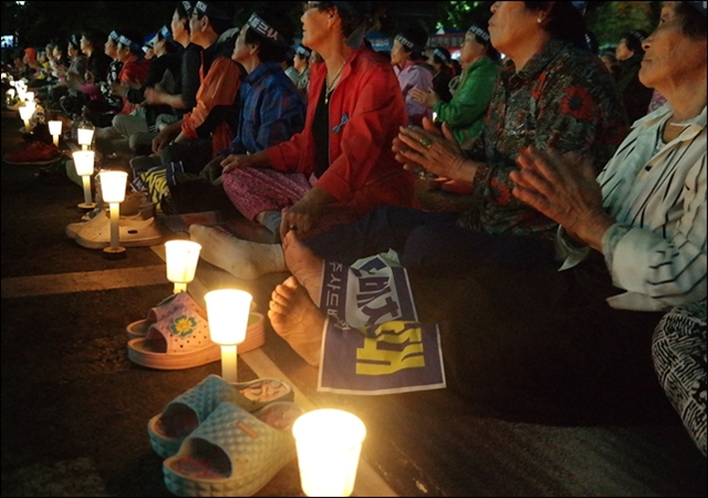 성주 주민들의 48번째 사드배치반대 촛불집회(2016.8.29) / 사진.평화뉴스 김지연 기자