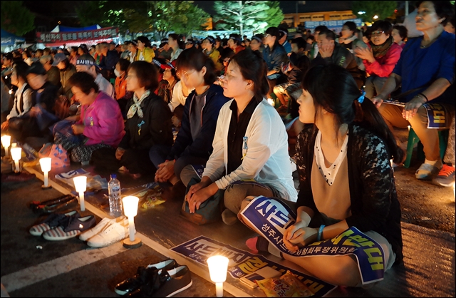 이날 촛불집회에는 성주 주민 1천여명이 참석했다(2016.8.31) / 사진.평화뉴스 김지연 기자