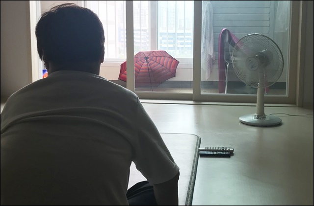 중증장애인들은 활동지원사가 퇴근하면 집에 혼자 있는다(2018.8.10) / 사진. 평화뉴스 김지연 기자