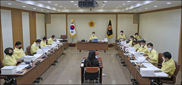 대구시의회 코로나19 추경안 예결위(2020.3.26) / 사진.대구시의회