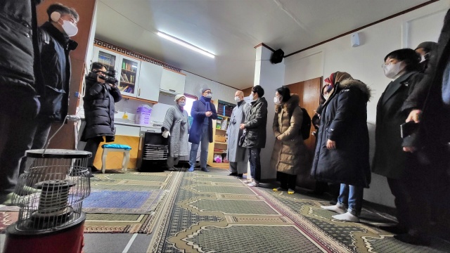 대현동 이슬람사원 공지 부지 옆 기도방에서 이어진 설명회(2023.1.18) / 사진.평화뉴스 김영화 기자