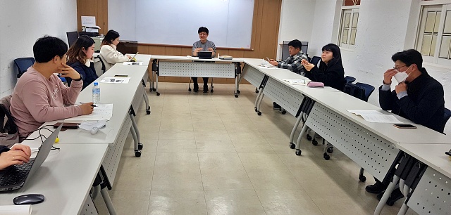 (왼쪽부터)강종환, 양자희, 이명은, 박성익, 안갑수, 최유정, 탁기홍 위원(2023.2.20 ) / 사진.평화뉴스 유지웅 기자