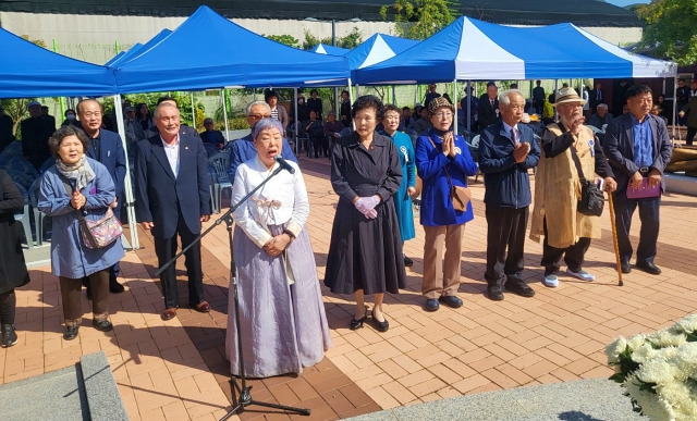 유족들이 국가폭력에 의해 희생된 가족들의 이름을 목놓아 부르고 있다. (2023.10.6) / 사진. 평화뉴스 정준민 기자