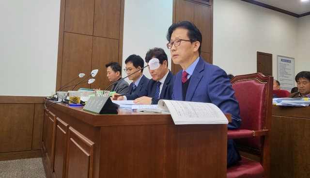 김형일 대구시 재난안전실장이 질의에 답변하고 있다. (2023.11.9.) / 사진. 평화뉴스 정준민 기자