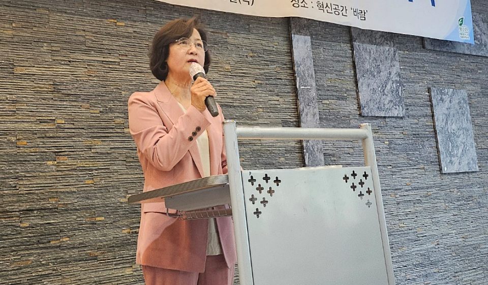 추미애 전 더불어민주당 대표가 대구 집담회에서 기조 발언을 하고 있다. (2024.4.18) / 사진.평화뉴스 정준민 기자