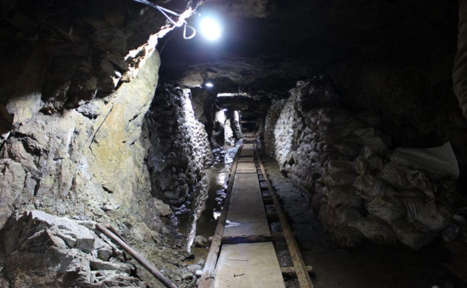 한국전쟁 전후 민간인 집단 학살지 경북 경산시 코발트광산 수평2굴 / 사진.진실화해위원회  