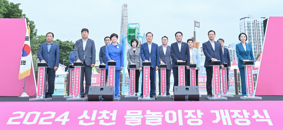 강은희 대구시교육감, 홍준표 시장, 이만규 대구시의회 의장 등이 이날 행사에 참석했다.(2024.7.10) / 사진.대구시