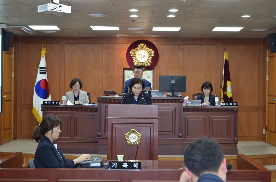 권경숙 중구의원이 중구의회 제297회 임시회에서 발언하고 있다.(2024.5.7) / 사진 출처.대구 중구의회