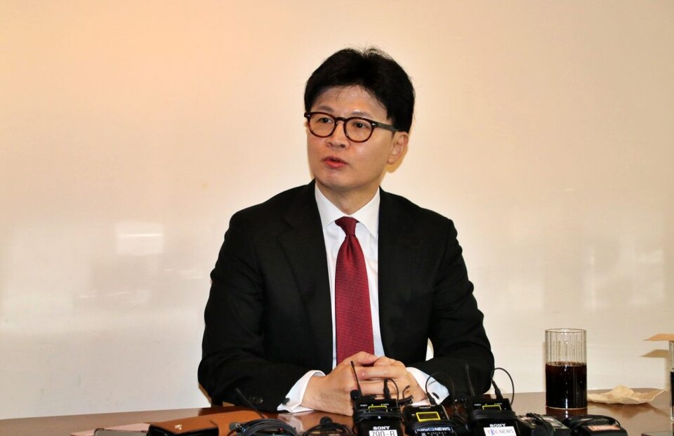 한동훈 전 국민의힘 대표가 대구 북구 한 카페에서 기자간담회를 열었다.(2025.3.18) / 사진.평화뉴스 김영화 기자