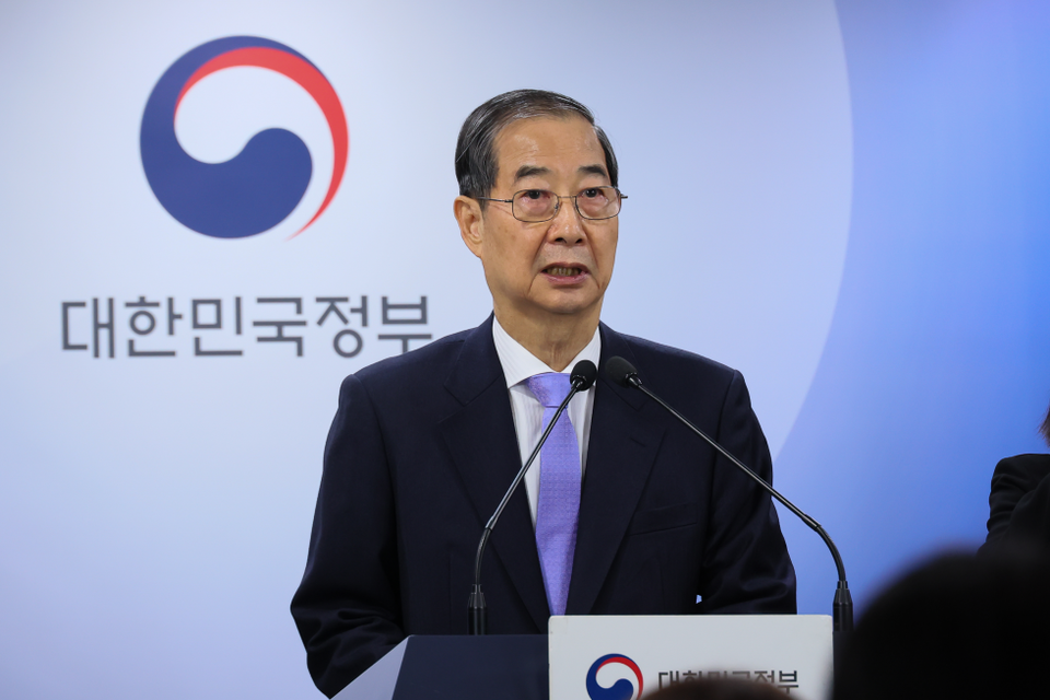 한덕수 국무총리가 헌재 탄핵심판 선고 이후 직무에 복귀해 대국민 담화를 발표하고 있다.(2025.3.24) / 사진 출처.국무조정실