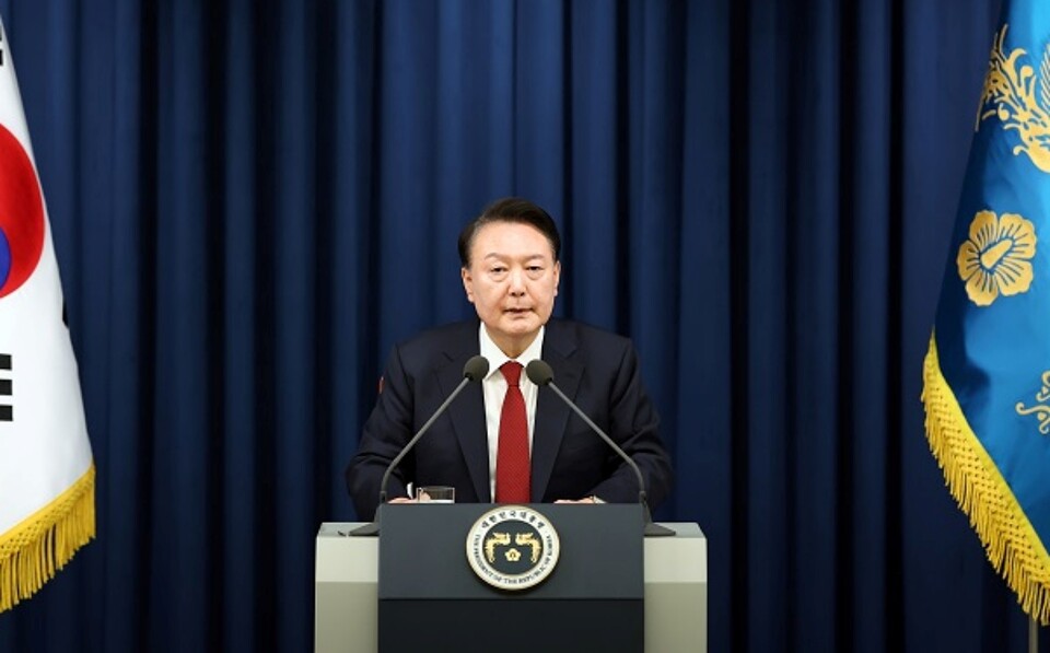 윤석열 전 대통령이 서울 용산 대통령실 청사에서 긴급 대국민 특별 담화를 발표하고 있다.(2024.12.3) / 사진.대통령실