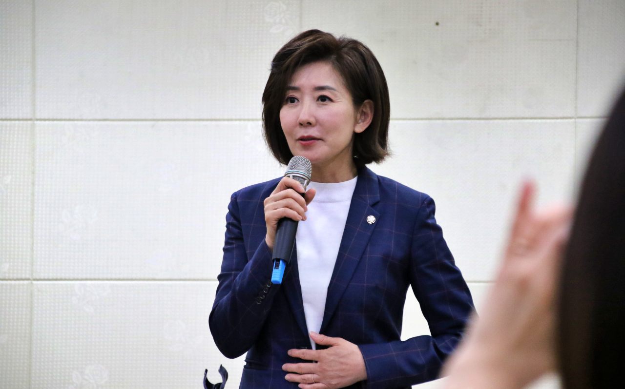 나경원 국민의힘 대선 경선 후보가 대선 출마 선언 이후 처음으로 대구를 찾아 기자간담회를 열었다.(2025.4.21.대구시의회) / 사진.평화뉴스 김영화 기자