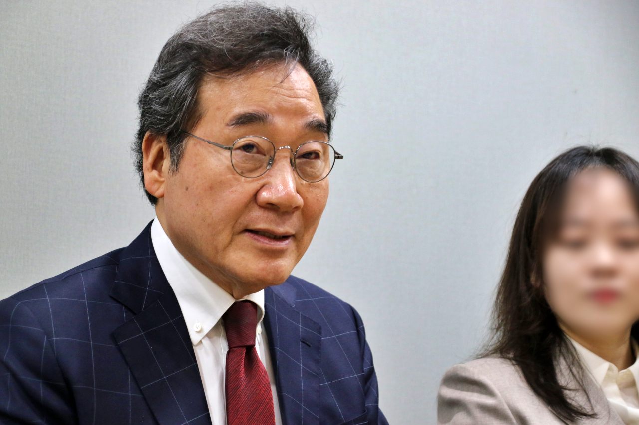 이낙연 새미래민주당 상임고문이 대구 기자들과 만나 6.3 대선과 관련한 질문에 답변하고 있다.(2025.5.2) / 사진.평화뉴스 김영화 기자