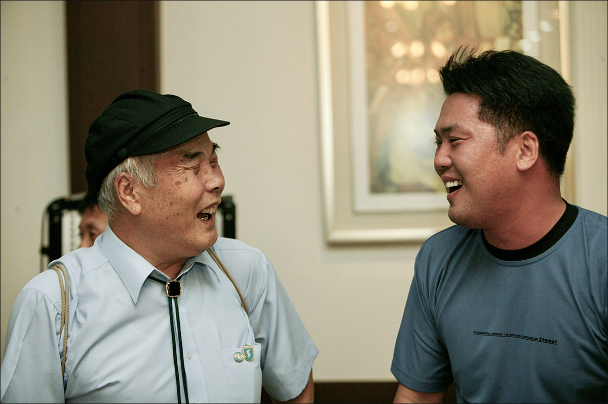 안재구 교수와 안영민 / 사진 제공. 안영민