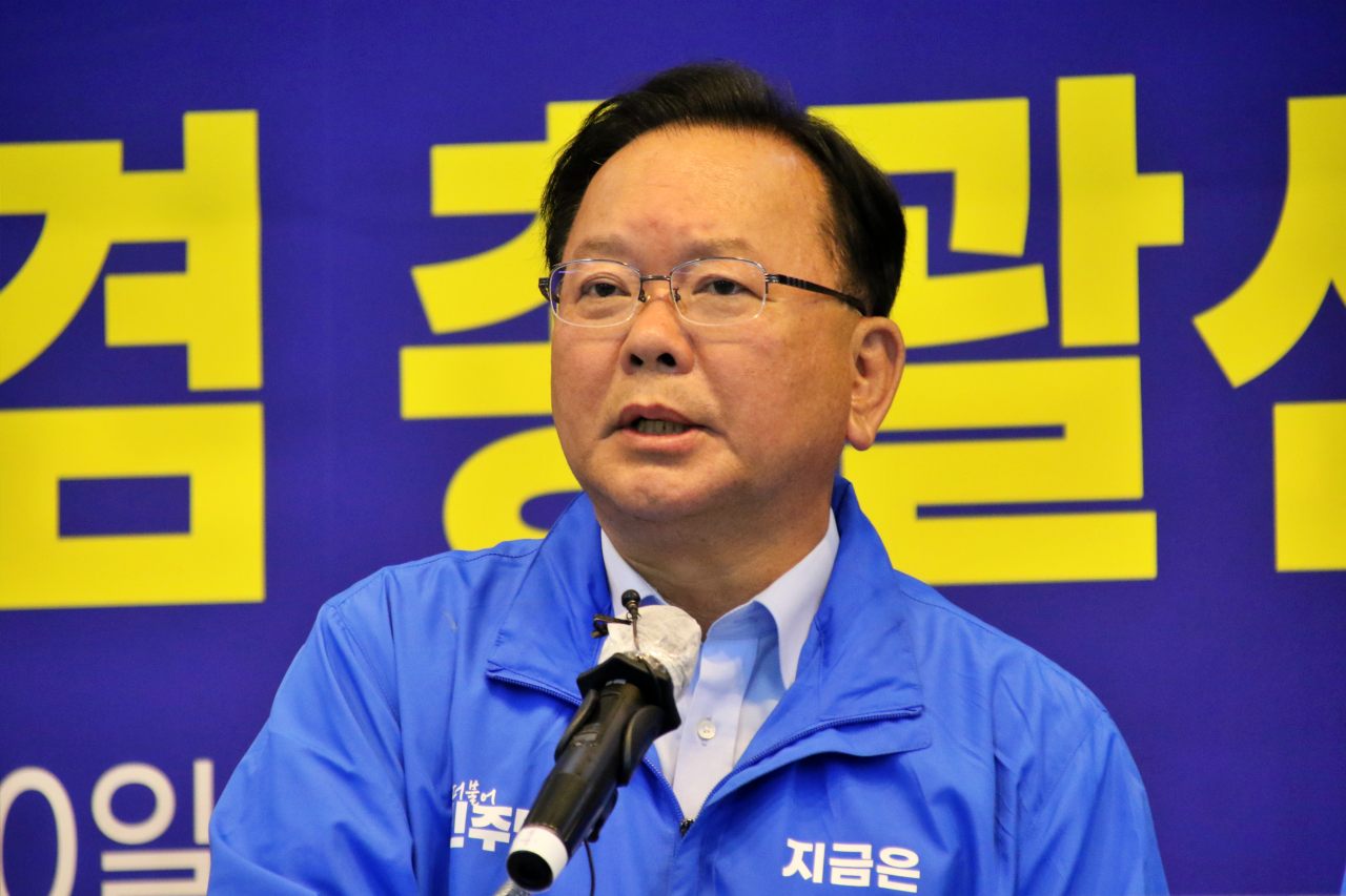 김부겸 민주당 중앙총괄상임선대위원장이 6.3 대선 본투표 나흘 앞 민주당 대구시당 김대중홀에서 기자회견을 열었다.(2025.5.30) / 사진.평화뉴스 김영화 기자