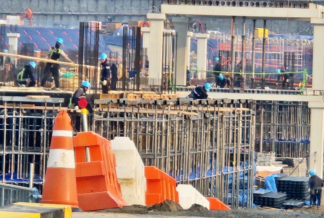 경북 구미시 산동읍의 한 아파트 건설현장. 지난 7일 이곳에서 베트남 국적의 20대 이주노동자가 숨진 채 발견됐다. 노동당국은 사망 원인을 "온열질환"으로 추정하고 있다.(2025.3) / 사진 제공.건설노조 대구경북건설지부