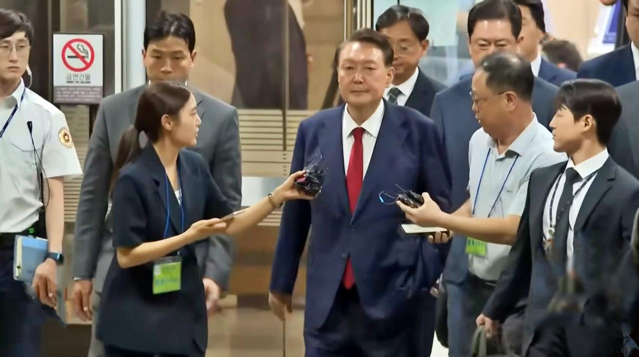 사진 출처. KBS 뉴스 「尹 2차 체포집행 무산…김건희 구속영장 청구」(2025.8.7) 방송 캡처