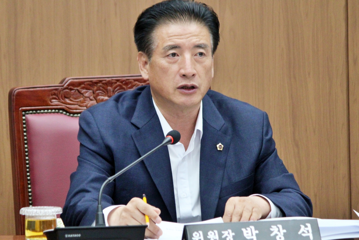 박창석 대구시의원이 행정사무감사 질의 중이다.(2025.11.10) / 사진.평화뉴스 정준민 기자